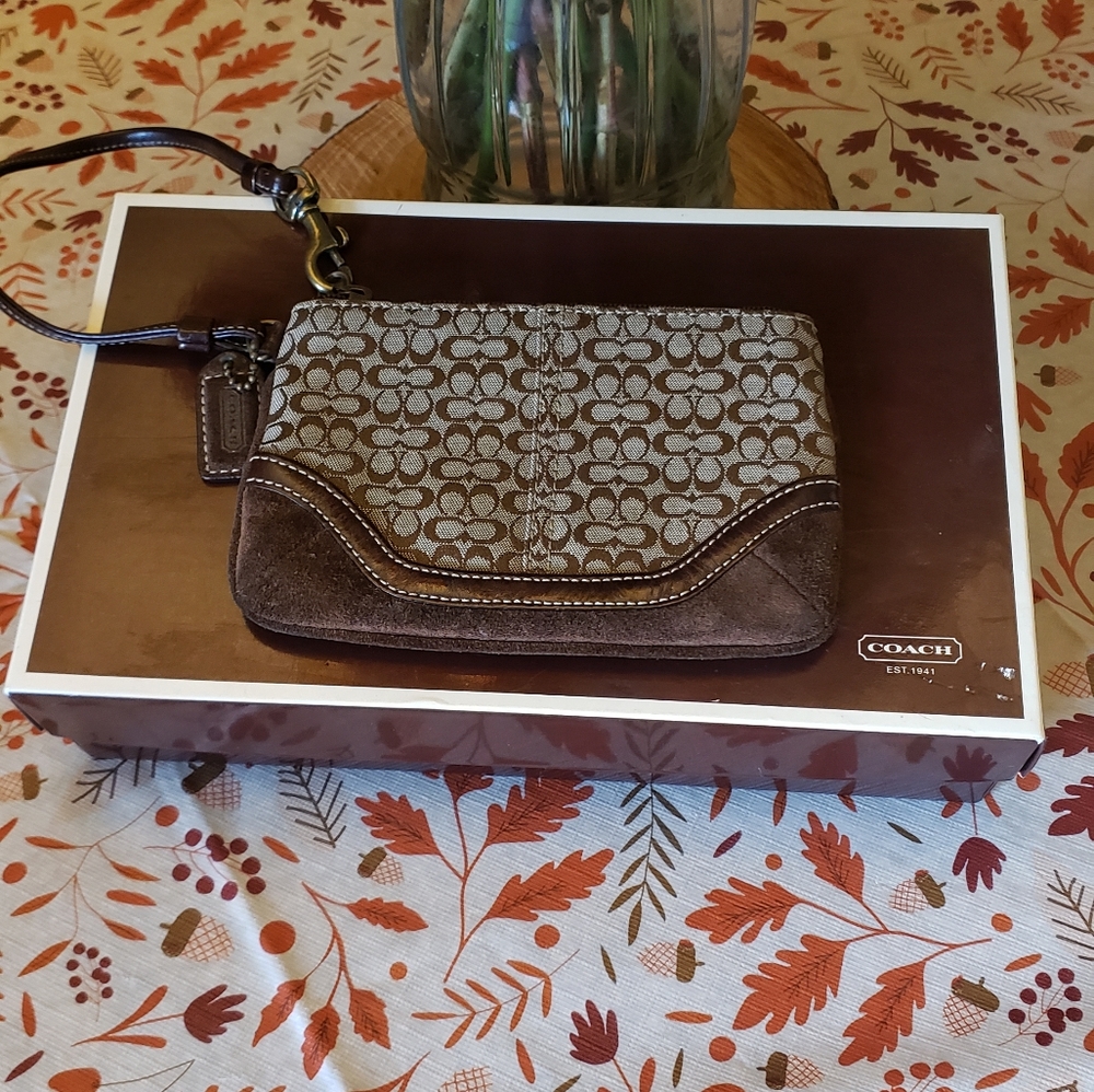 90s Coach Brown Wristlet